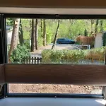 In 'boshuisje Dennenrust' * Hattemerbroek